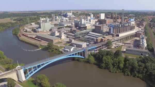 SOLVAY, Yarı İletken Endüstrisi İçin Yüksek Saflıkta Hidrojen Peroksit Üretim Tesisi Kurdu