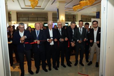 ULUSLARARASI KOZMETİK KONGRESİ YOĞUN KATILIMLA BAŞLADI