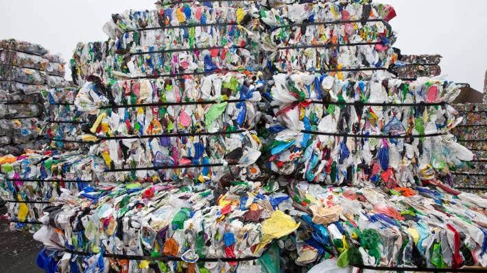 Yeni solvent bazlı geri dönüşüm süreci, milyonlarca ton plastik atığı azaltabilir